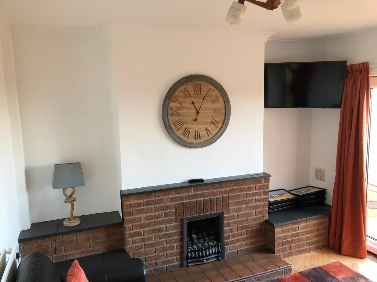 Ryndle House Villa Скарбъро Екстериор снимка